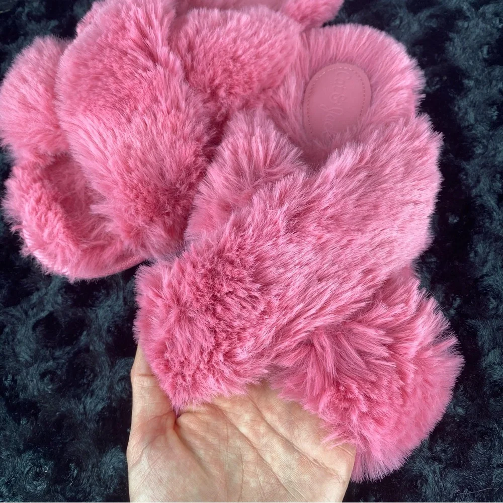 Cat & Jack Fuzzy Slippers